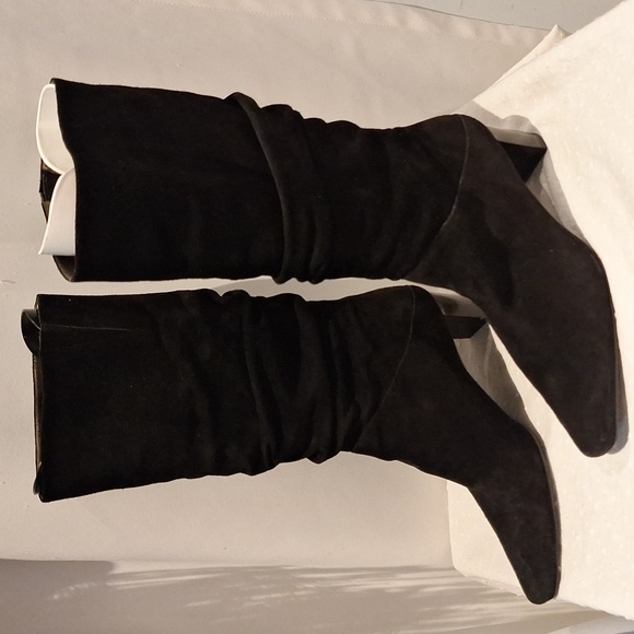 Talbots Elegant Black Suede Slouchy Women's Knee-High Heel Boots Size 9 - Picture 5 of 8